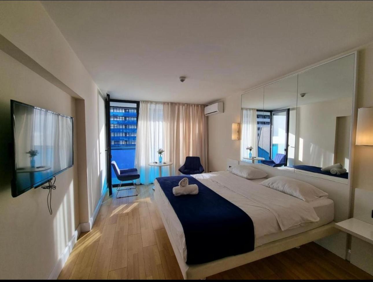 Orbi City Apartment With Sea View Batumi Eksteriør bilde