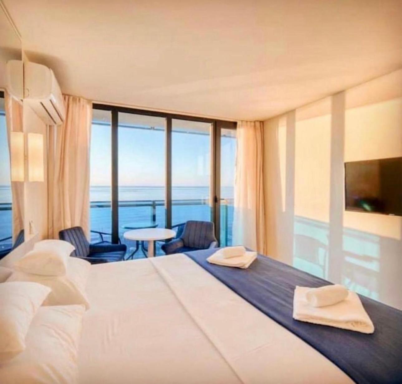 Orbi City Apartment With Sea View Batumi Eksteriør bilde