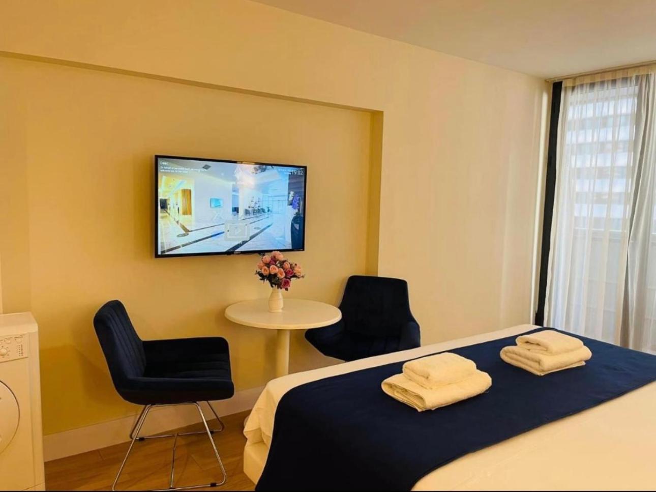 Orbi City Apartment With Sea View Batumi Eksteriør bilde