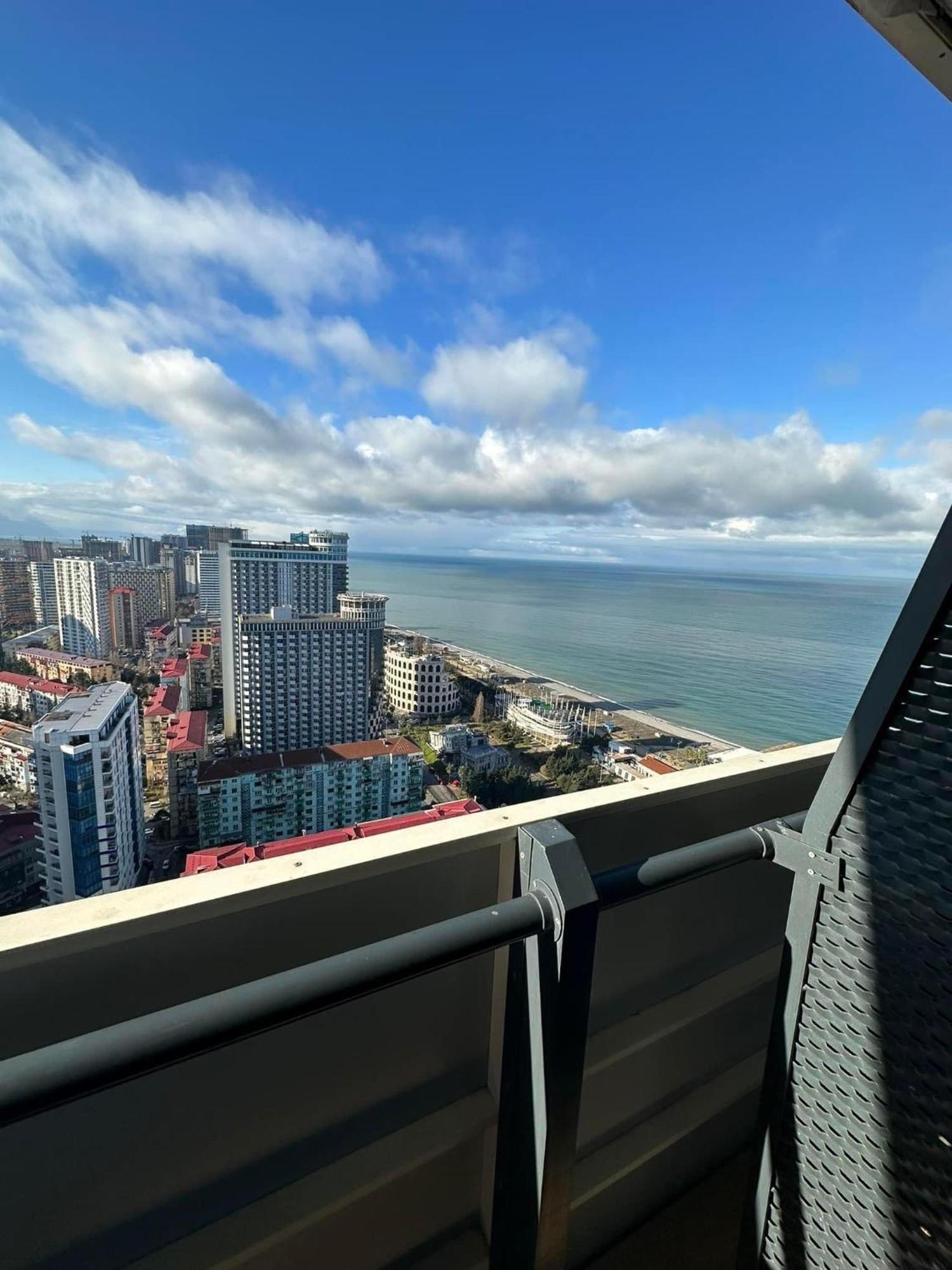 Orbi City Apartment With Sea View Batumi Eksteriør bilde